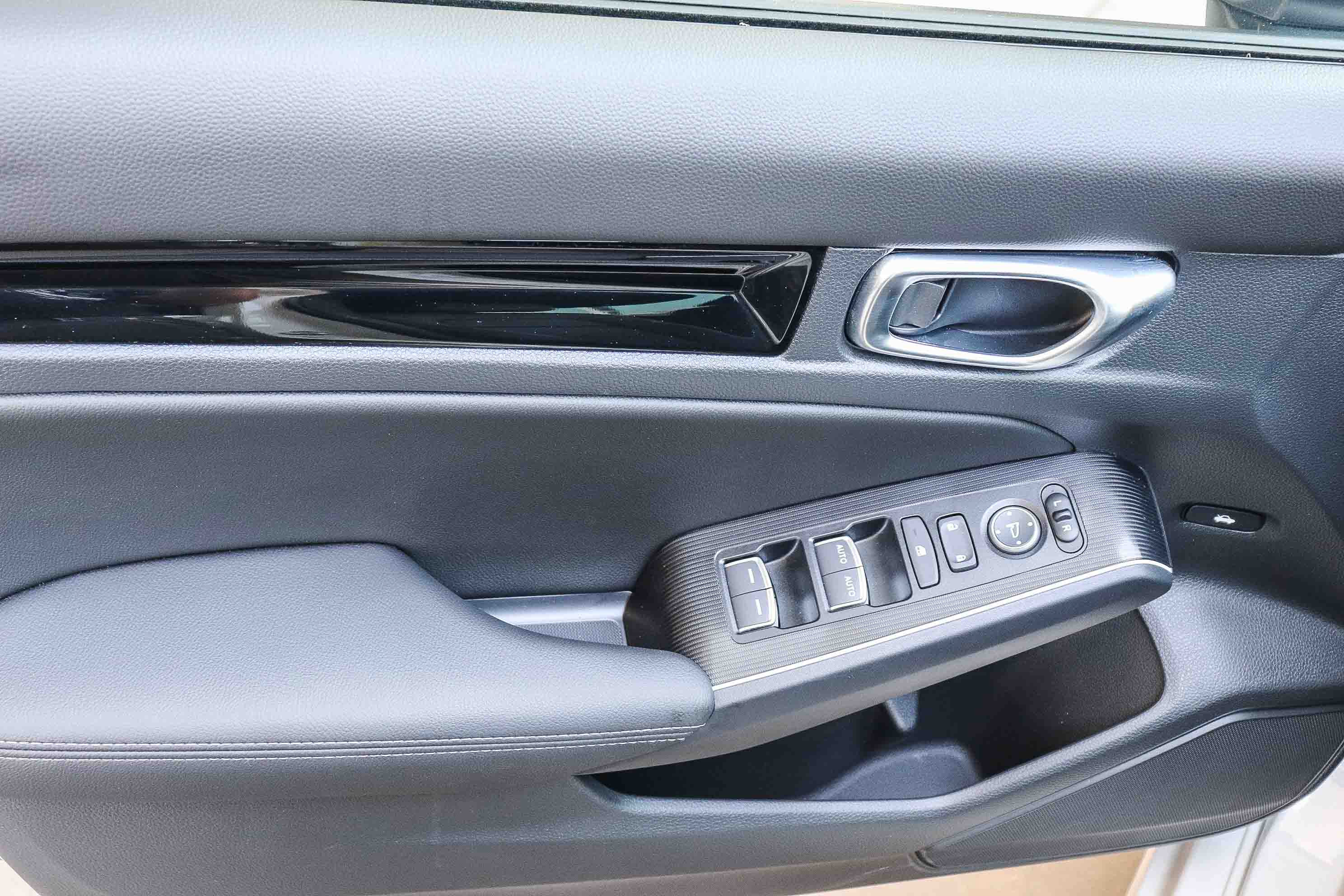 Certified 2026 Honda Civic Sport Touring image 25