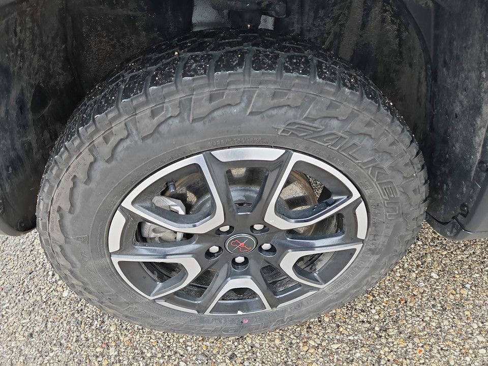 Used 2025 Jeep Compass Trailhawk image 35