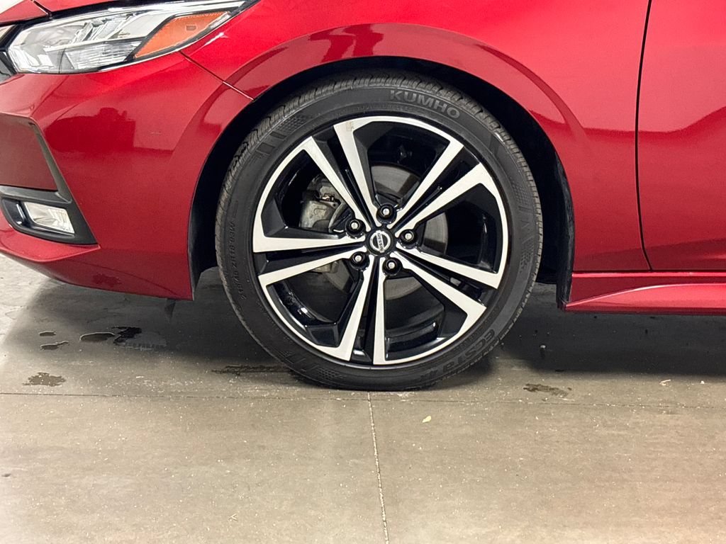 Used 2022 Nissan Sentra SR w/ Electronics Package FWD image 9