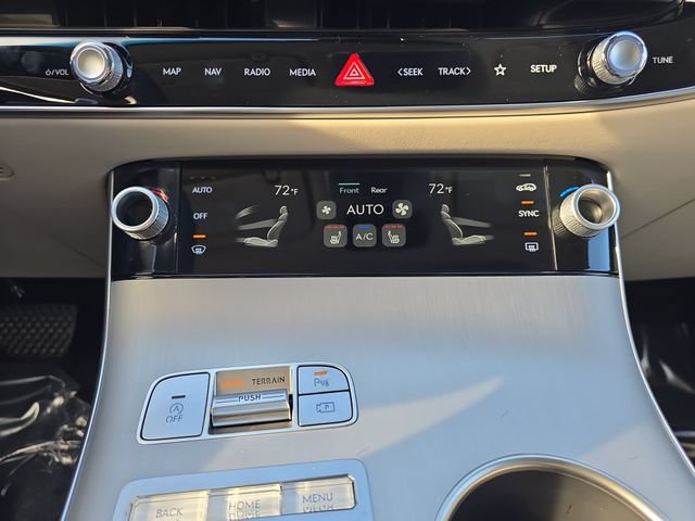 New 2026 Genesis GV70 2.5T Select AWD/4WD image 19
