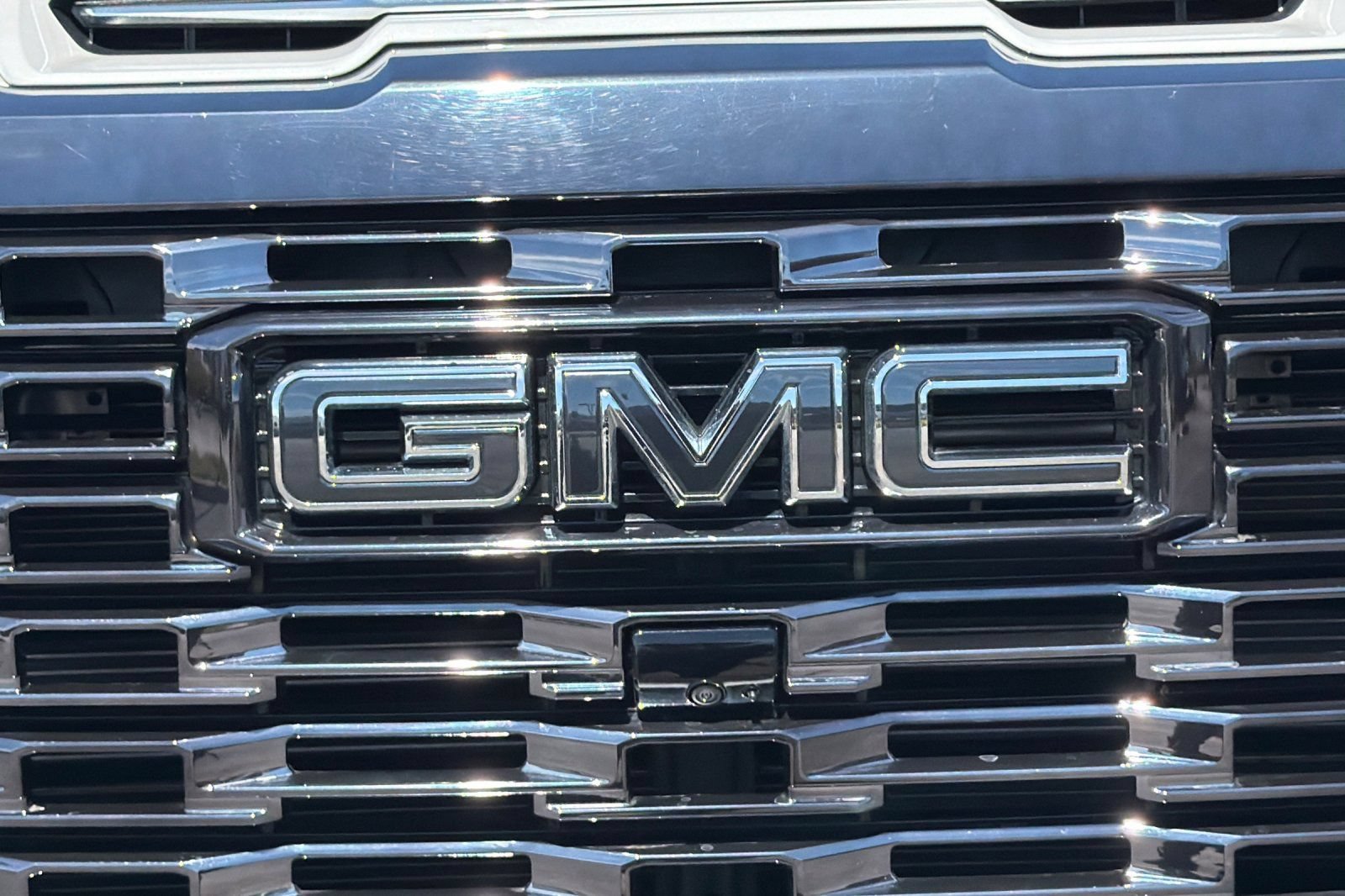 Used 2024 GMC Sierra 2500 Denali Ultimate w/ Max Trailering Package AWD/4WD image 39