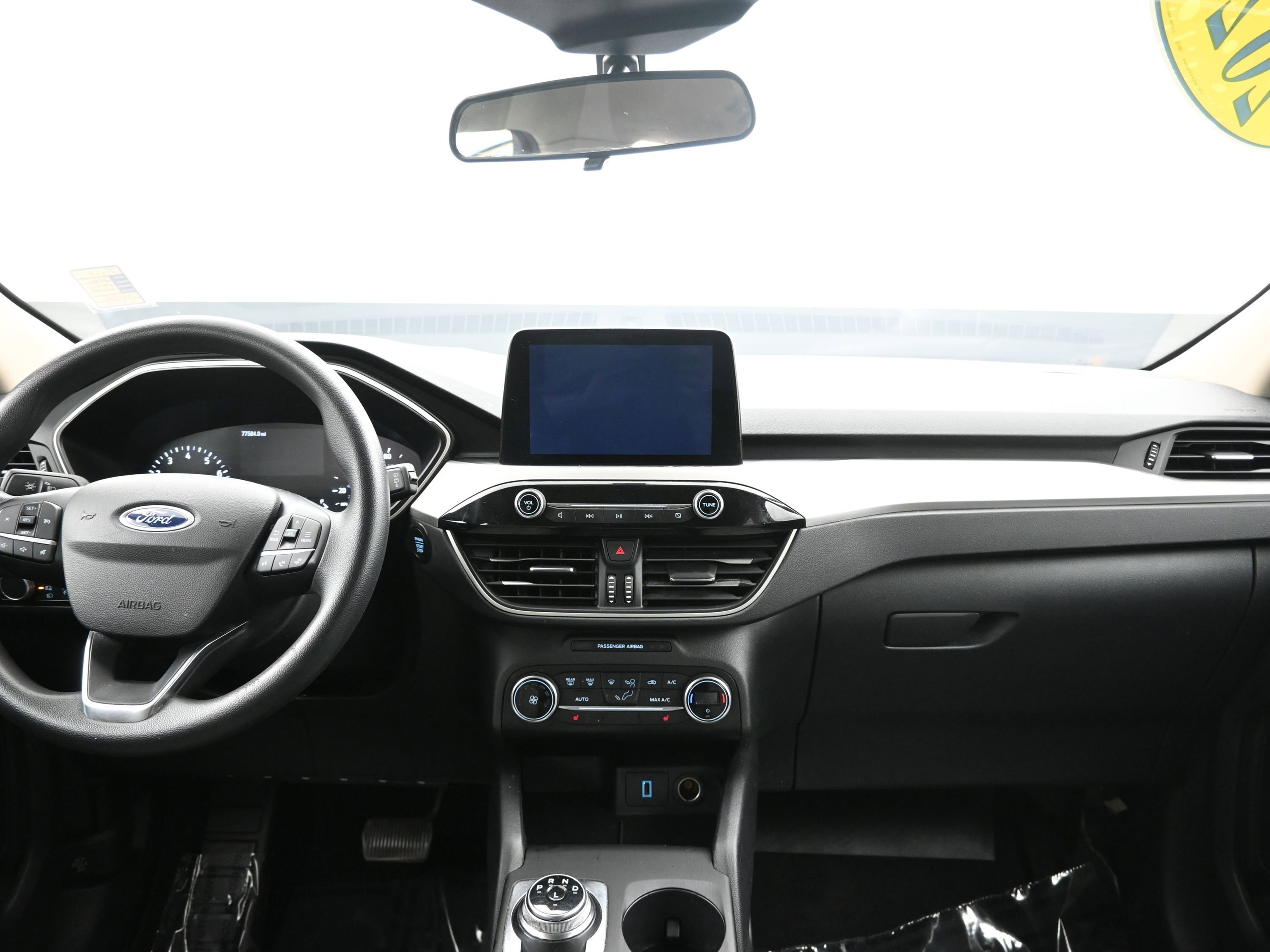 Used 2020 Ford Escape SE image 21