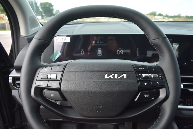 New 2026 Kia Sportage EX AWD/4WD image 32