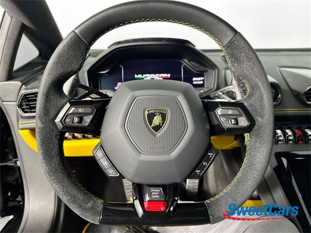 Used 2021 Lamborghini Huracan EVO image 13