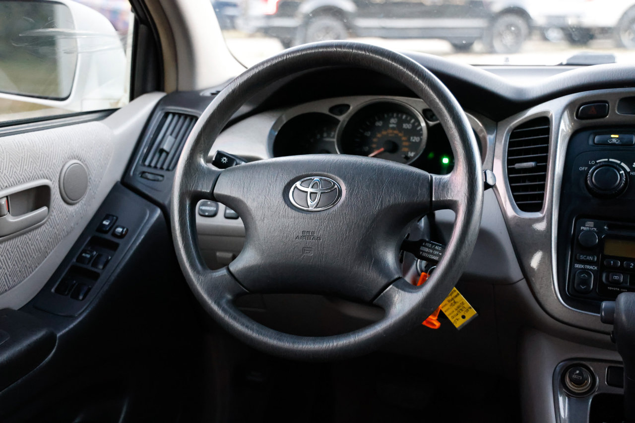 Used 2001 Toyota Highlander 2WD image 25