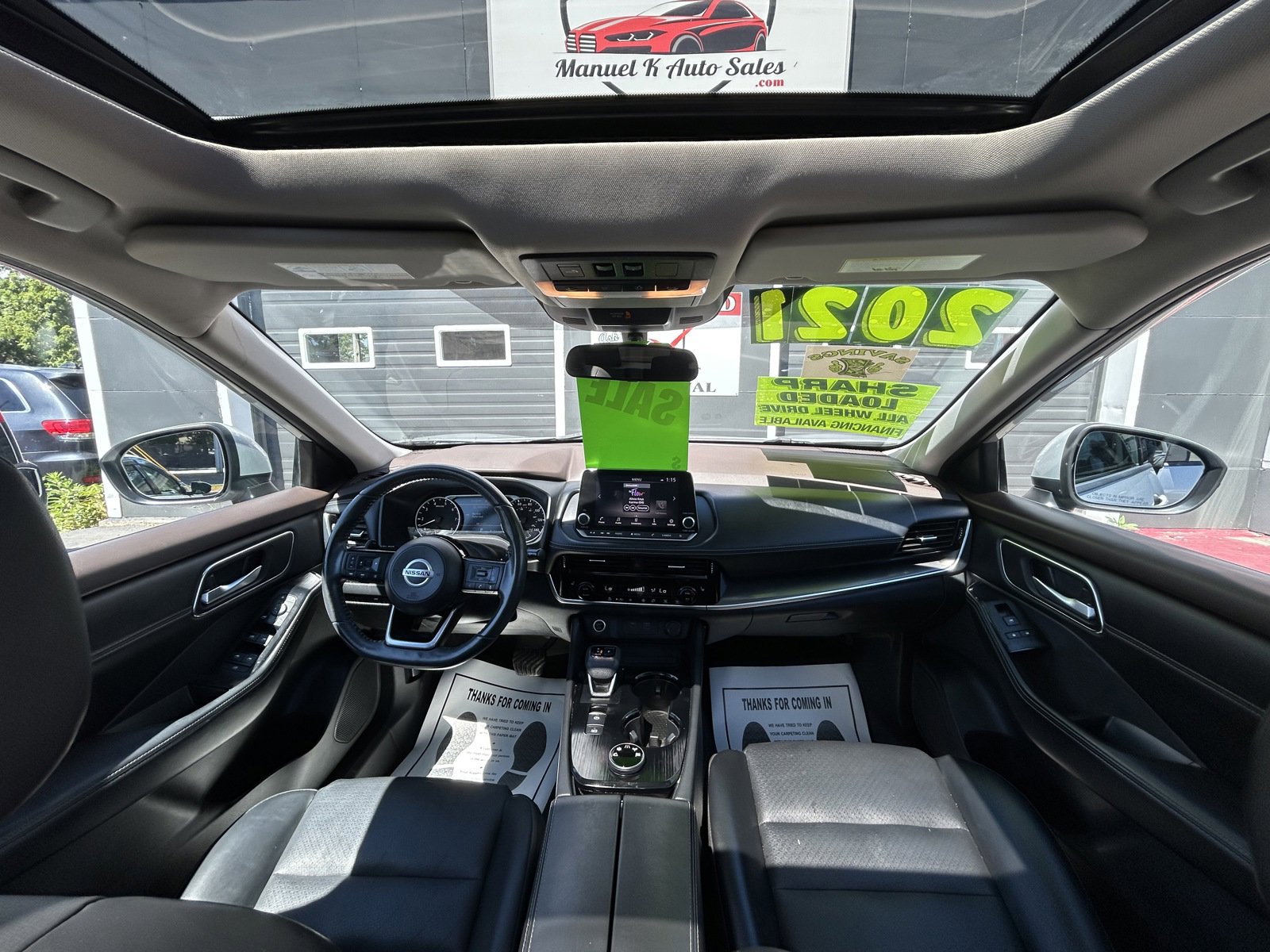 Used 2021 Nissan Rogue SV w/ Premium Package image 13