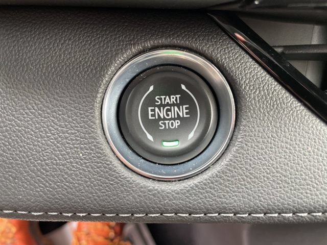 Used 2025 Buick Enclave Preferred FWD image 14