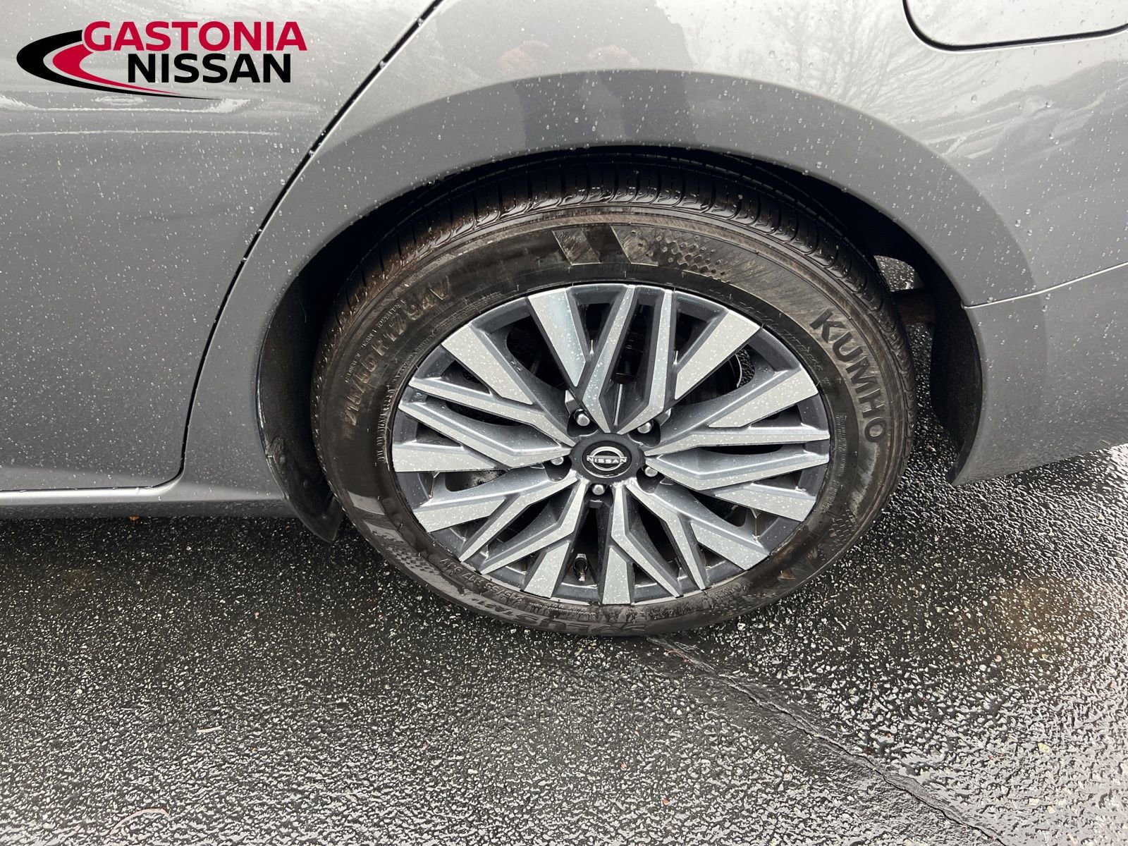 Used 2024 Nissan Altima 2.5 SV image 19