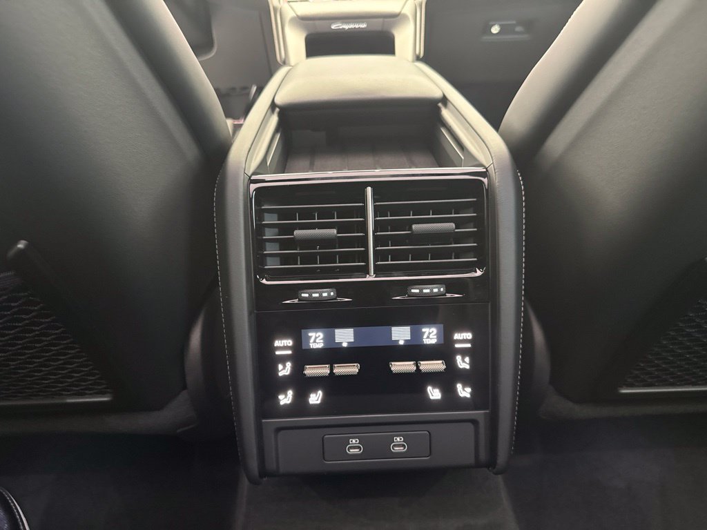 New 2026 Porsche Cayenne Turbo AWD/4WD image 11