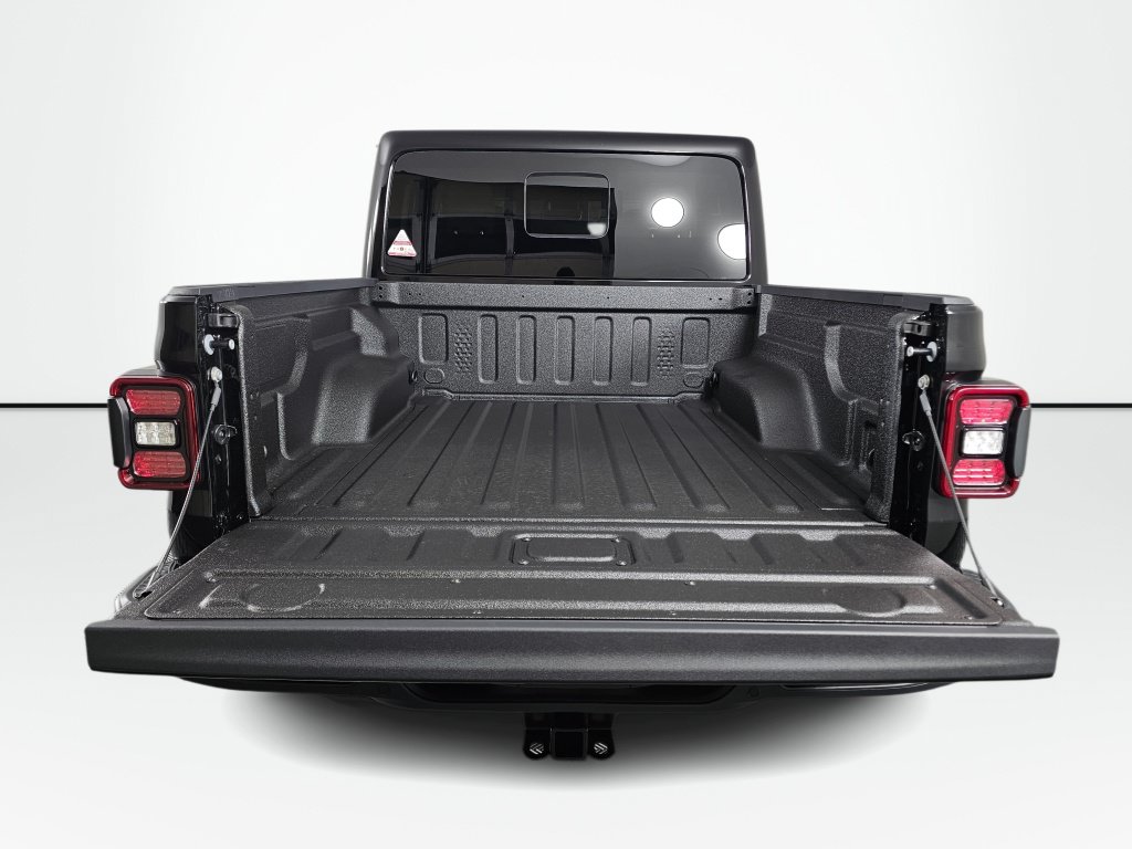 New 2026 Jeep Gladiator Sport AWD/4WD image 18