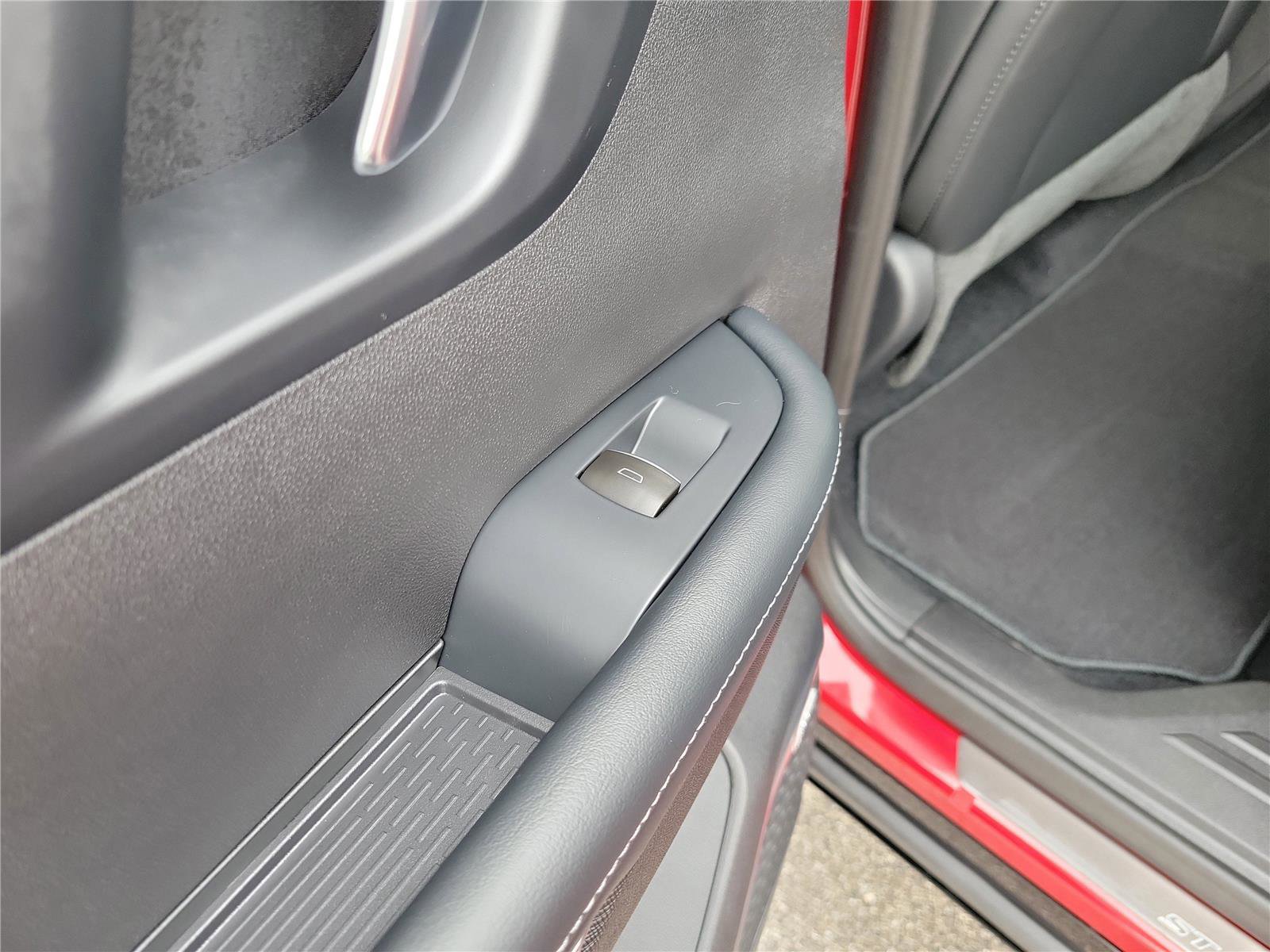 New 2026 Buick Enclave Sport Touring w/ Power Package image 17