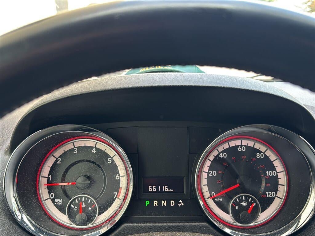 Used 2019 Dodge Grand Caravan SXT FWD image 21