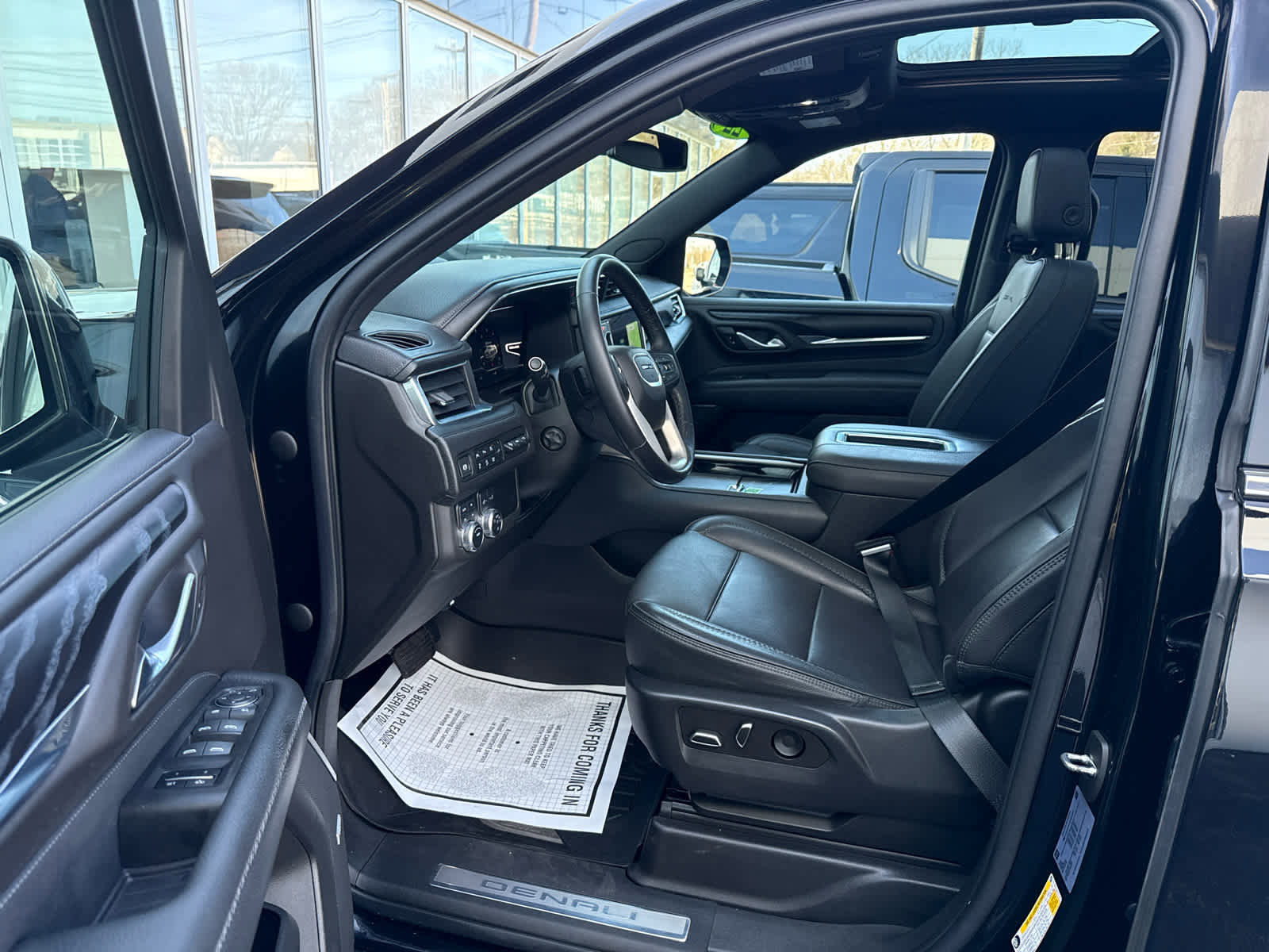 Used 2022 GMC Yukon Denali image 15