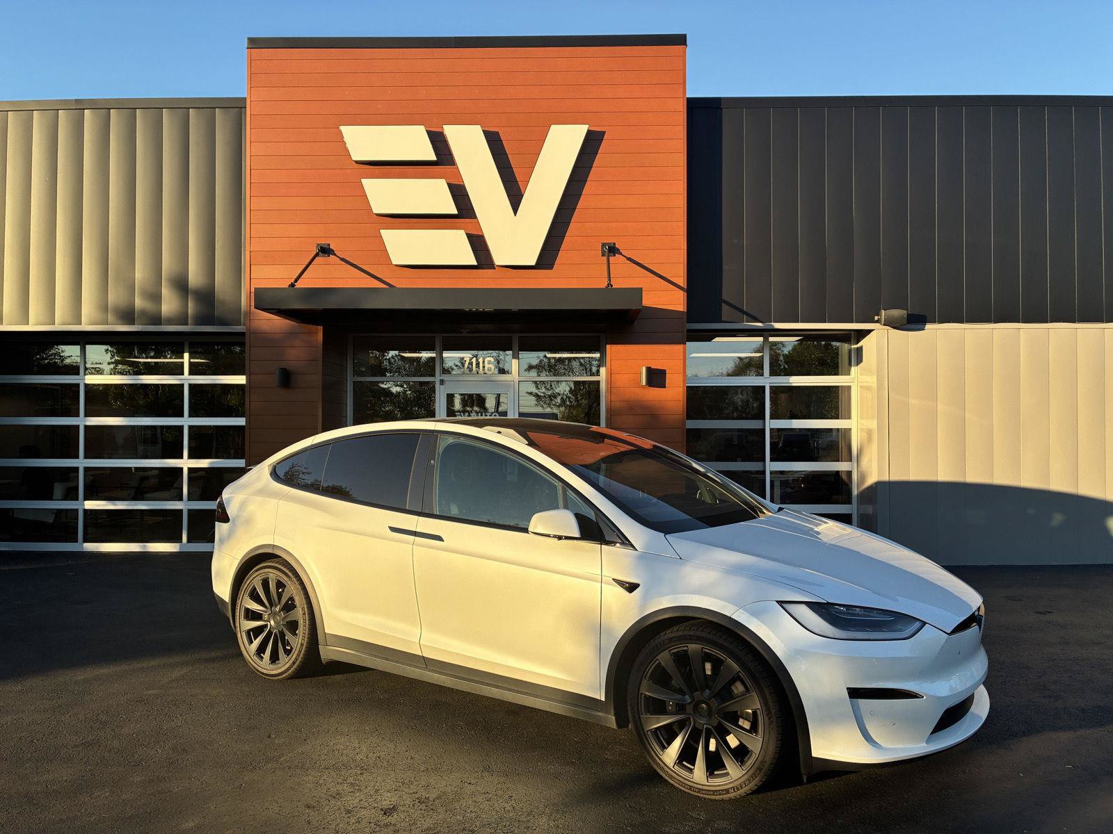 Used 2023 Tesla Model X Plaid AWD/4WD image 1