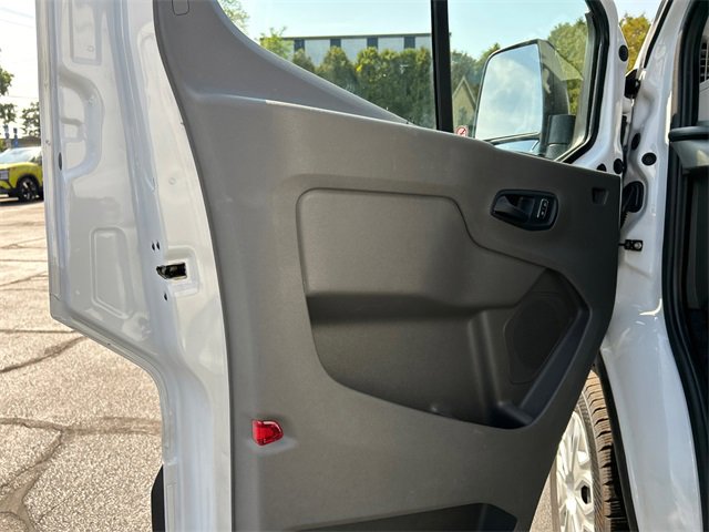 Used 2024 Ford Transit 250 Low Roof w/ Exterior Upgrade Package image 9
