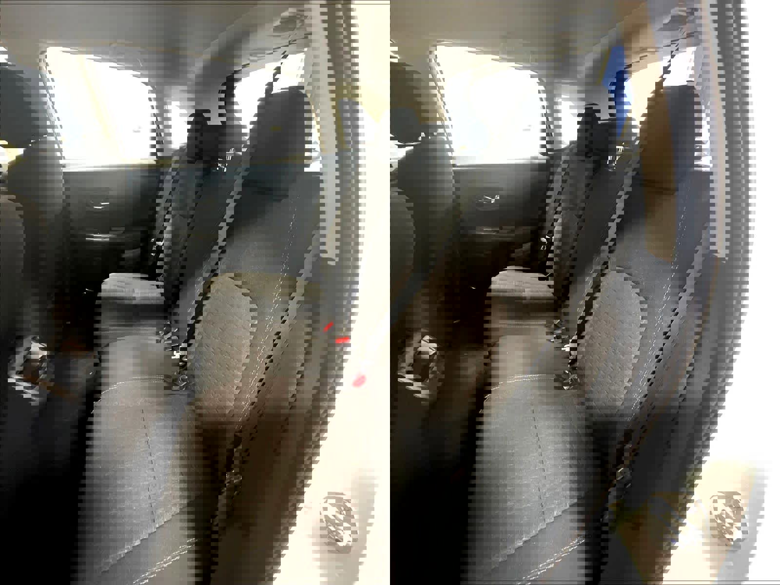 Used 2025 Honda HR-V LX image 15