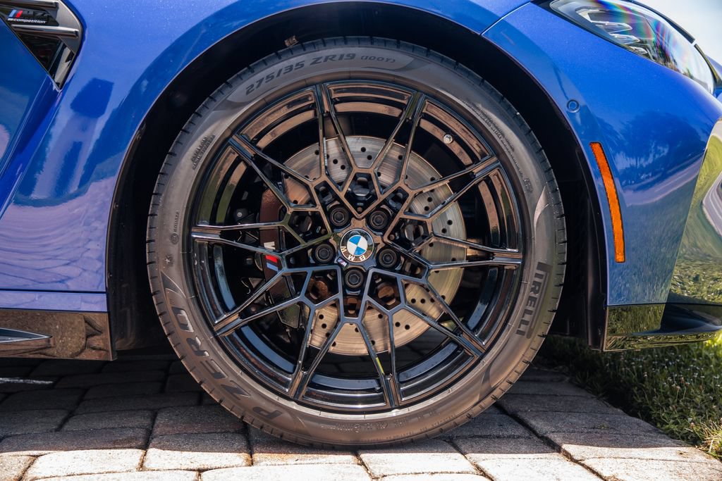 Used 2024 BMW M4 Competition w/ Executive Package RWD image 16