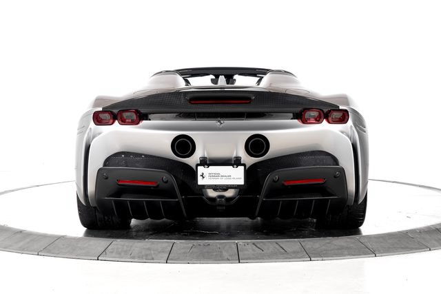 Used 2024 Ferrari SF90 Spider AWD/4WD image 8