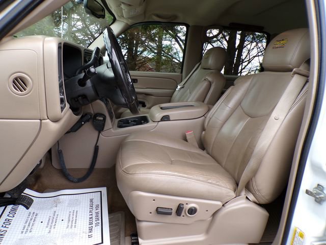 Used 2007 Chevrolet Silverado 3500 LT w/ Heavy-Duty Power Package image 16