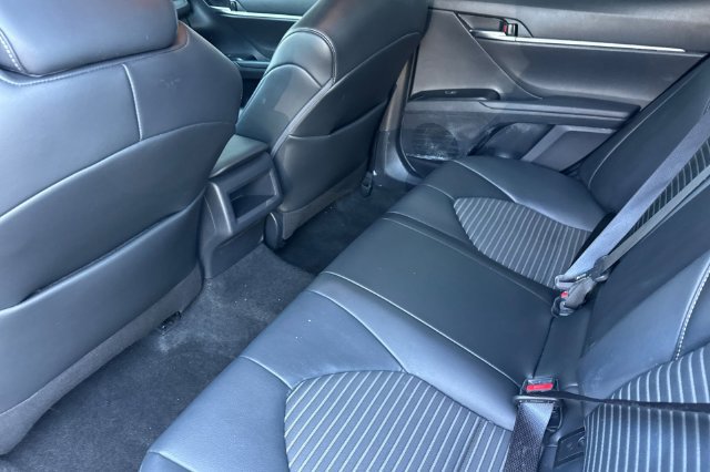 Certified 2020 Toyota Camry SE FWD image 16