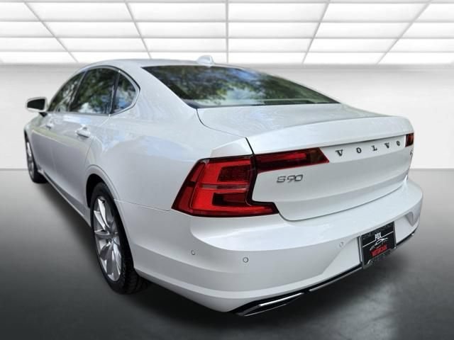 Used 2018 Volvo S90 T6 Momentum w/ Convenience Package AWD/4WD image 3