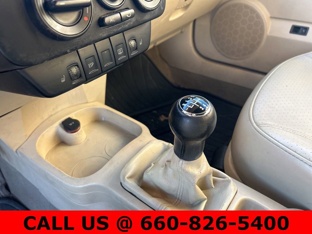 Used 2006 Volkswagen Beetle 2.5L image 11