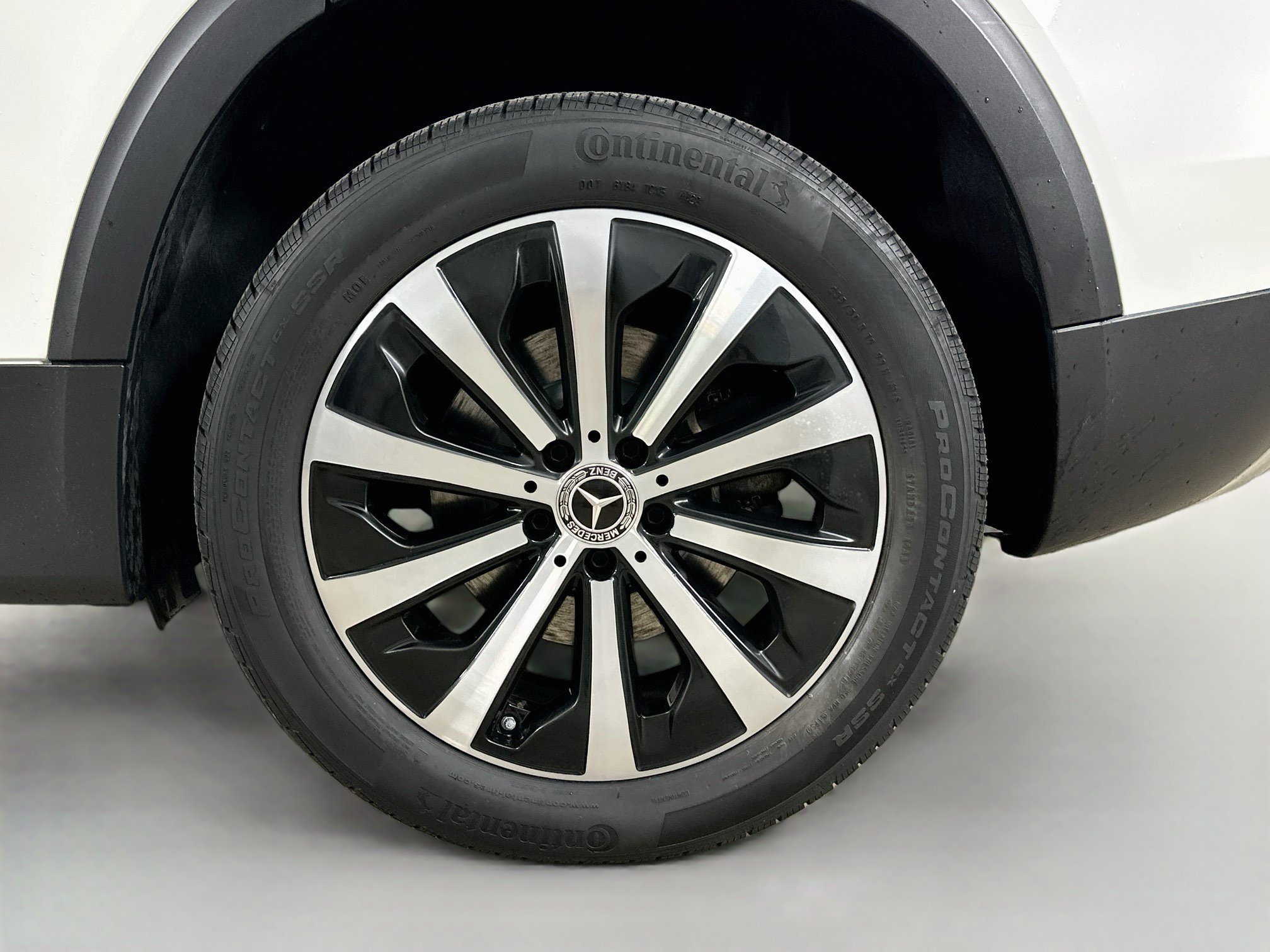 Certified 2022 Mercedes-Benz GLB 250 4MATIC image 35