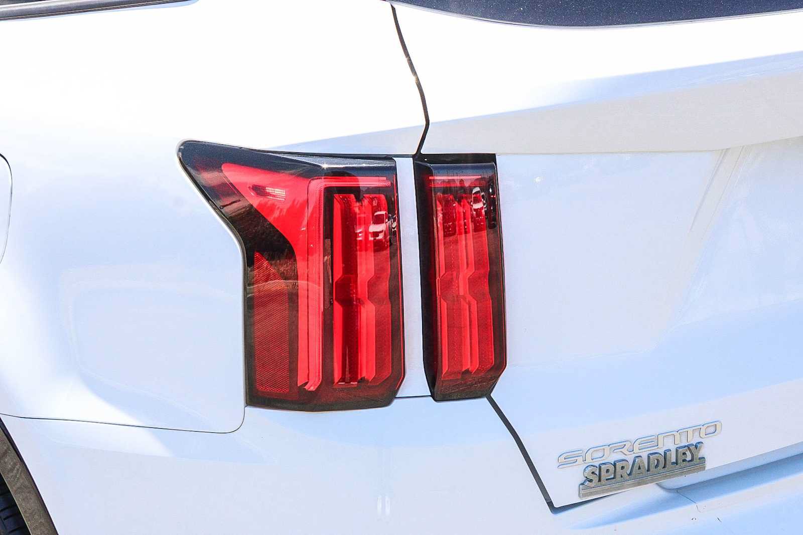 Used 2023 Kia Sorento SX FWD image 9