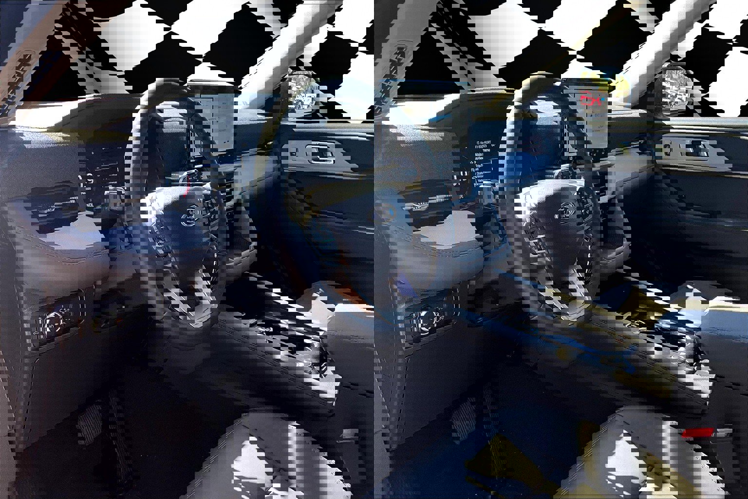 New 2025 Ford Explorer Active w/ Active Comfort Package image 6