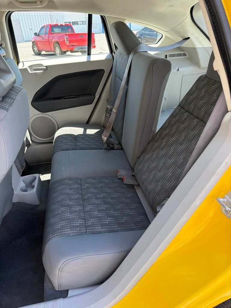 Used 2007 Dodge Caliber SXT FWD image 26