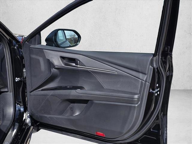 Used 2026 Toyota Camry SE w/ Convenience Package image 10