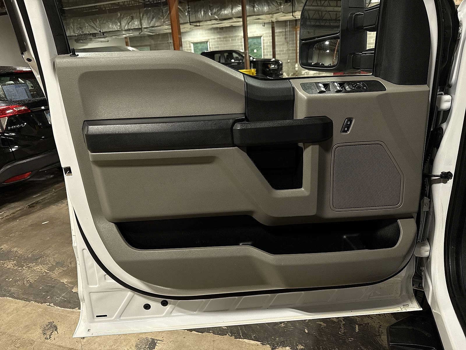 Used 2022 Ford F250 XL w/ Power Equipment Group AWD/4WD image 28