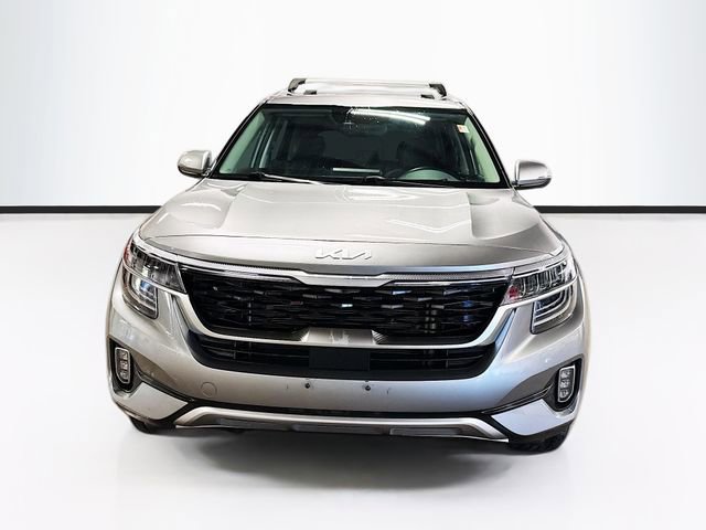 Used 2023 Kia Seltos SX AWD/4WD image 2