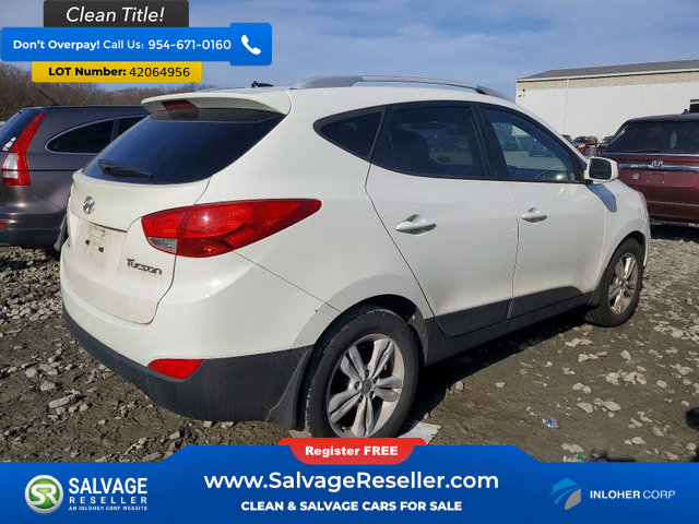 Used 2011 Hyundai Tucson GLS w/ Navigation Pkg 2 image 4