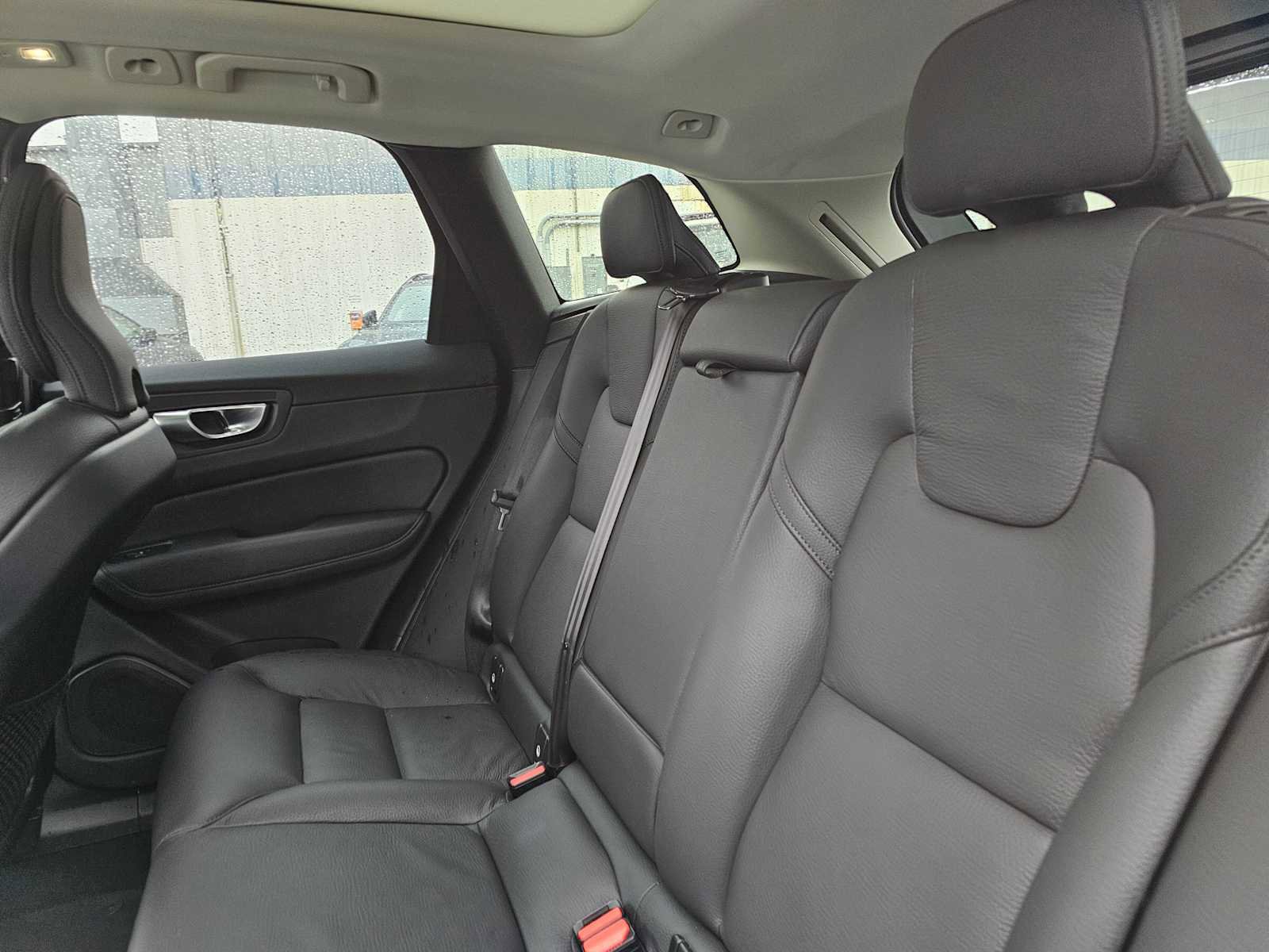 Certified 2025 Volvo XC60 B5 Plus image 20