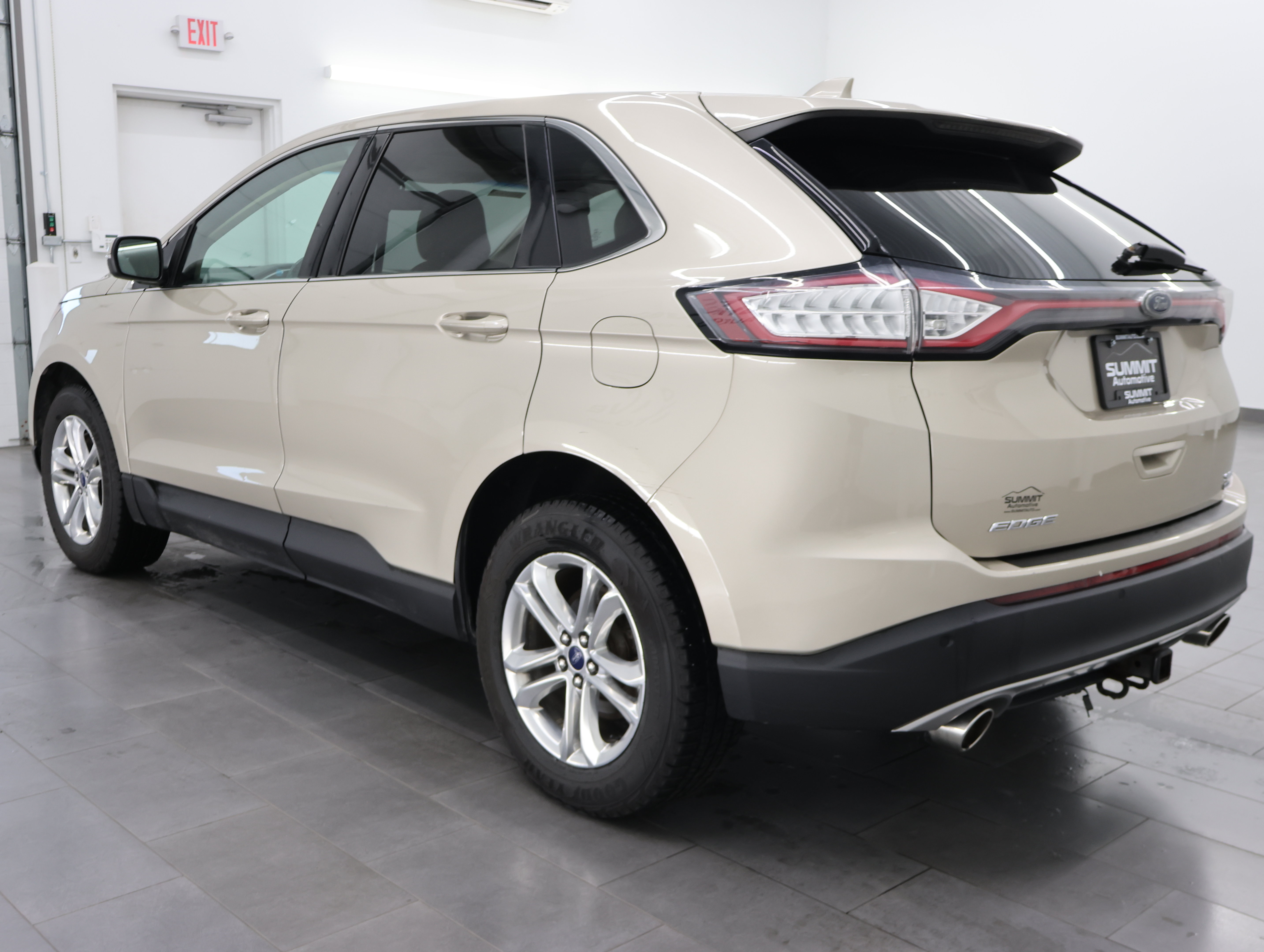 Used 2017 Ford Edge SEL w/ Equipment Group 201A AWD/4WD image 6