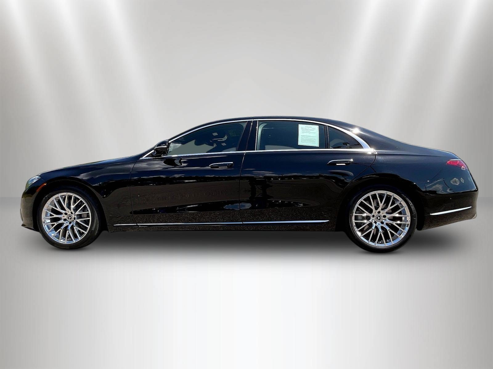 Certified 2025 Mercedes-Benz S 580 4MATIC Sedan image 8
