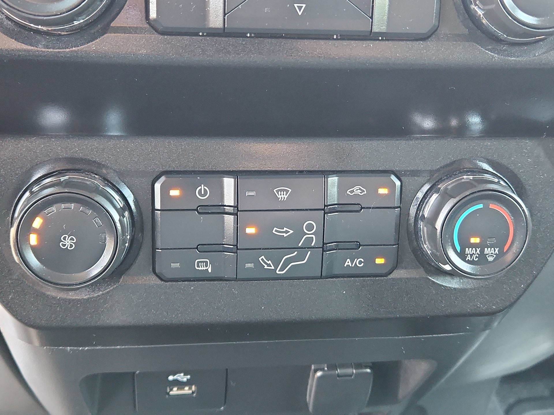 Used 2019 Ford F250 XL w/ STX Appearance Package RWD image 16