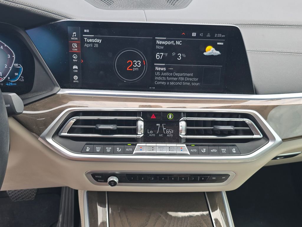Used 2022 BMW X5 xDrive45e AWD/4WD image 17