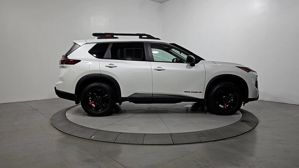 Certified 2025 Nissan Rogue SV AWD/4WD image 8