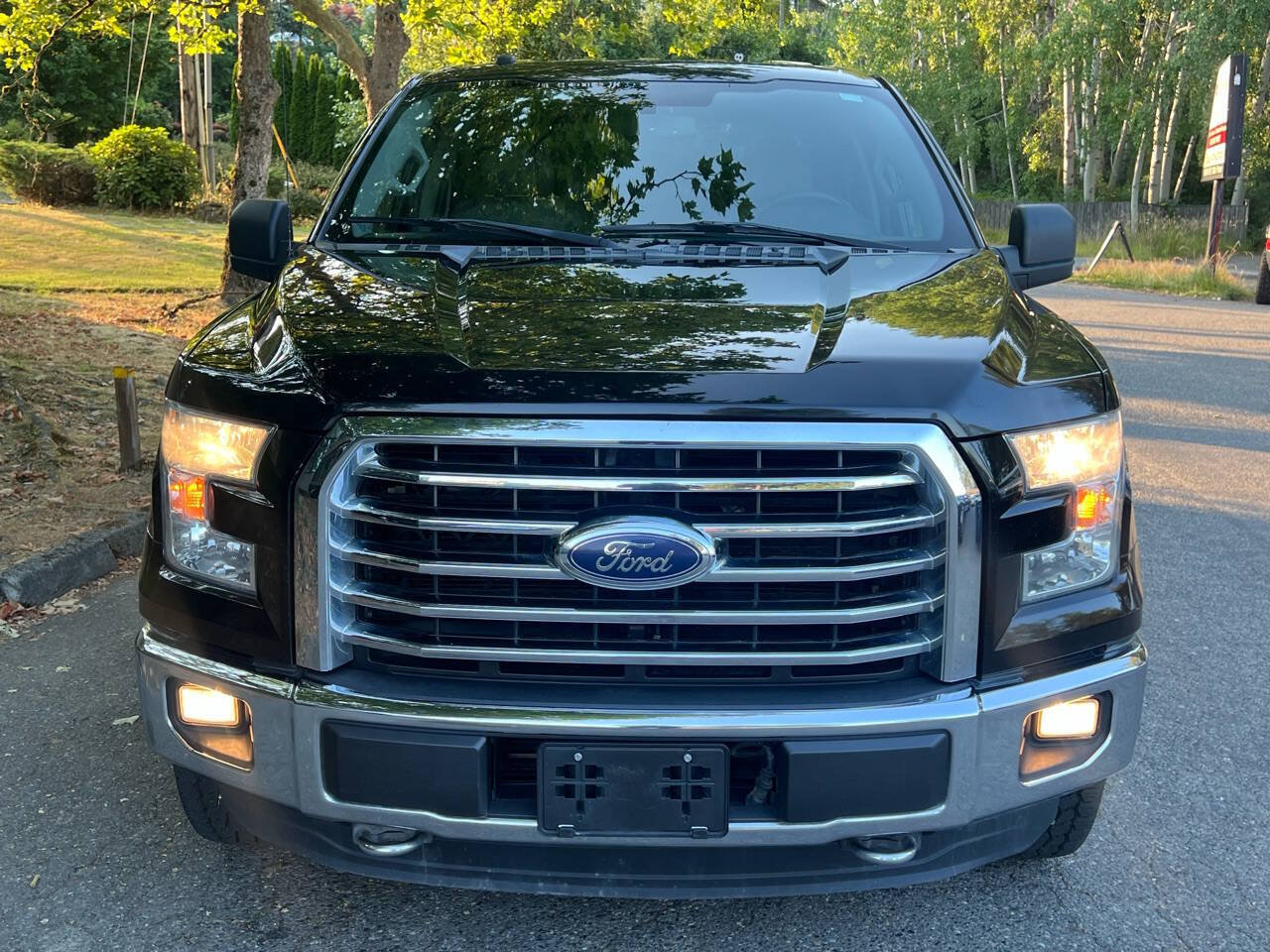 Used 2016 Ford F150 XLT w/ Equipment Group 301A Mid AWD/4WD image 8