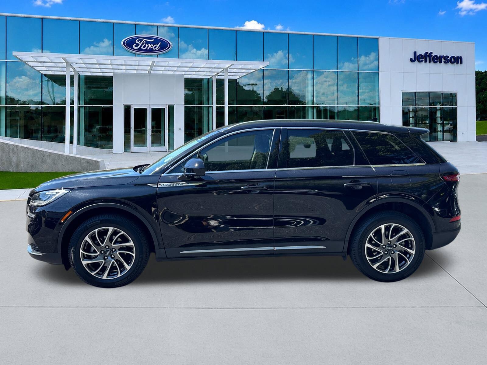 Used 2020 Lincoln Corsair FWD w/ Equipment Group 101A image 4