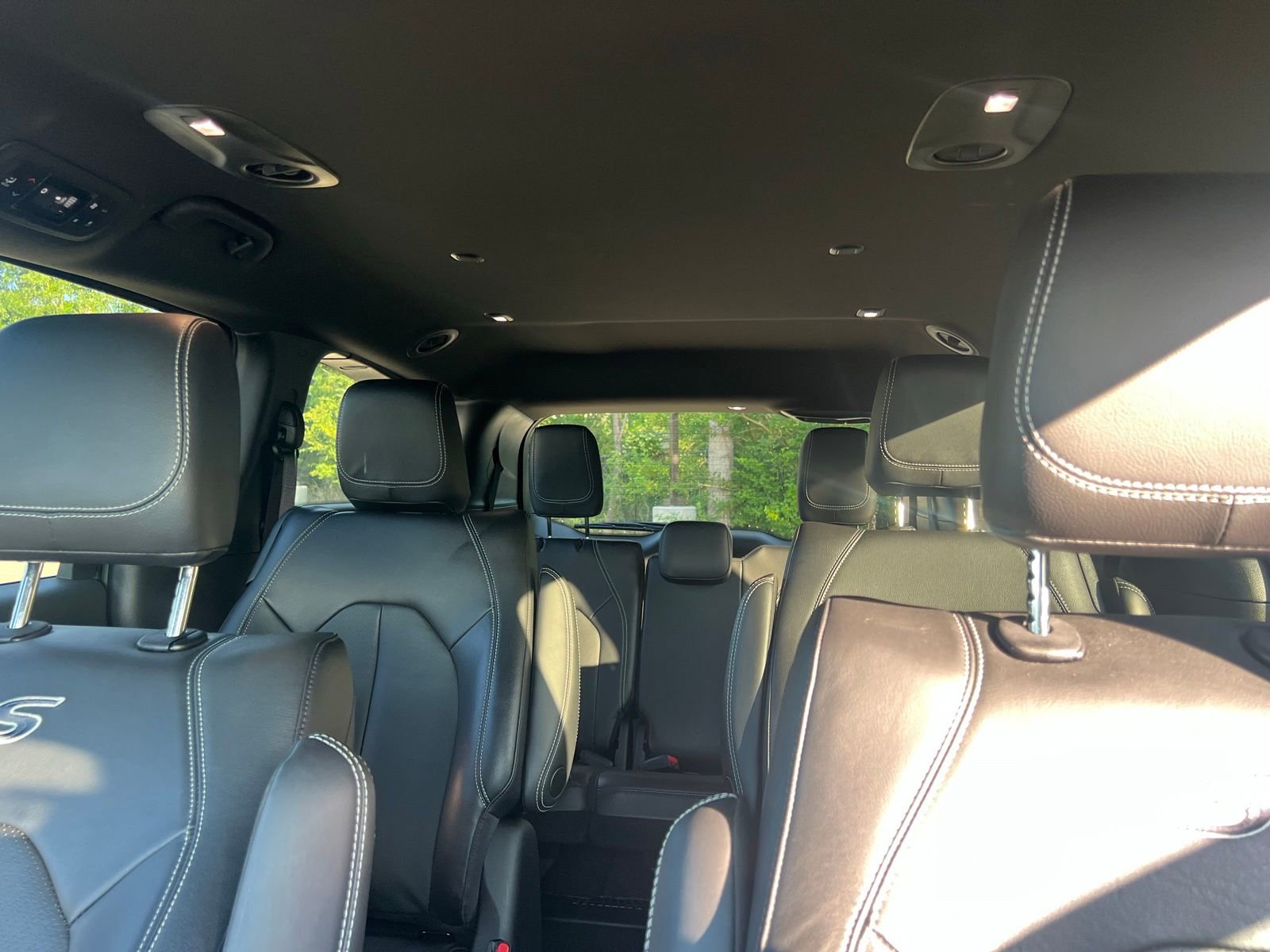 Used 2022 Chrysler Pacifica Touring-L w/ S Appearance Package FWD image 40