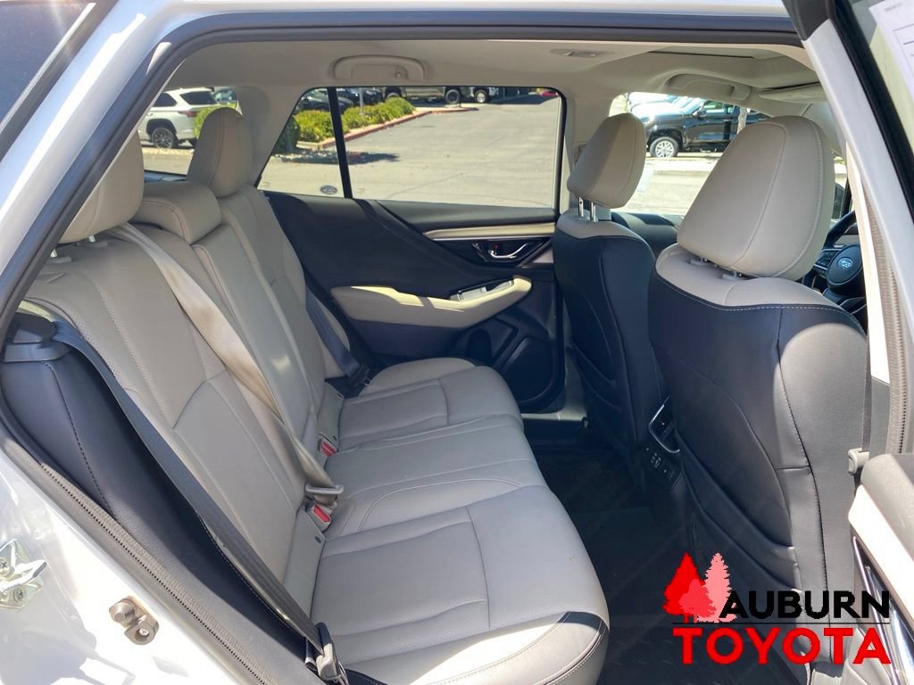 Used 2023 Subaru Outback Limited AWD/4WD image 18