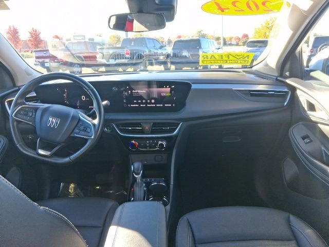 Used 2024 Buick Encore GX Sport Touring image 13