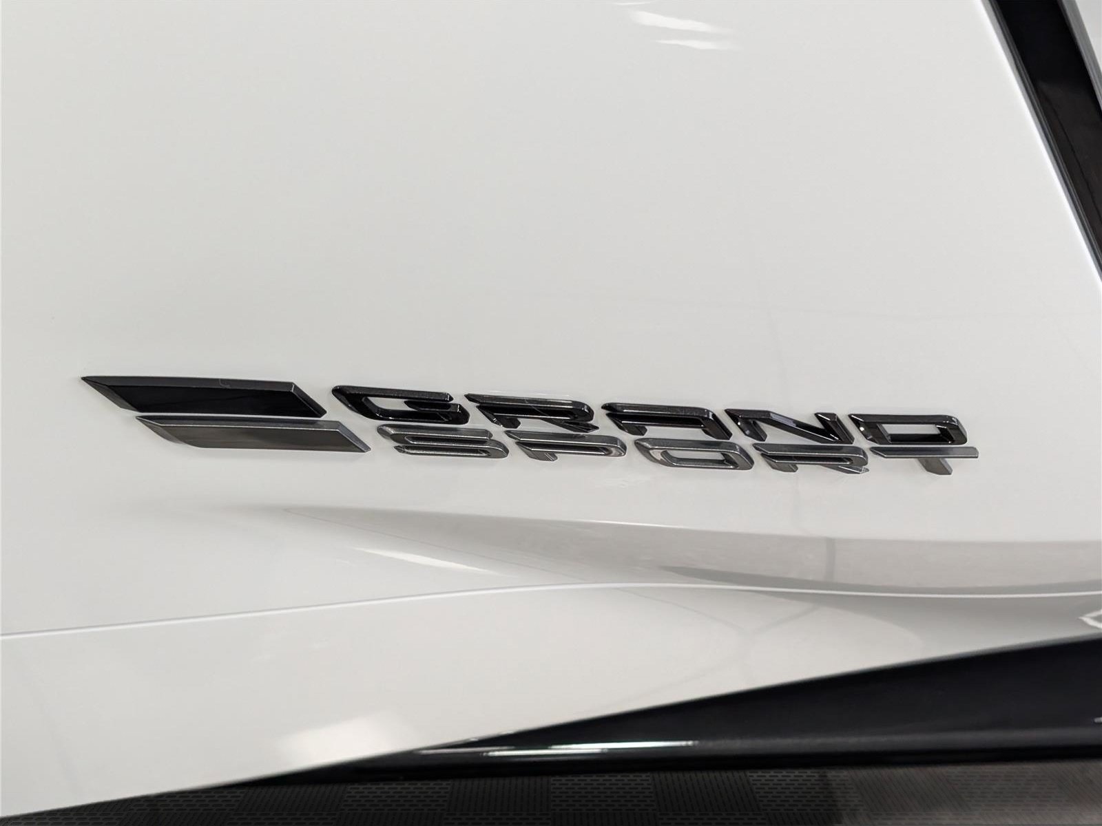 New 2027 Chevrolet Corvette Grand Sport w/ Z52 Sport Performance Package RWD image 6
