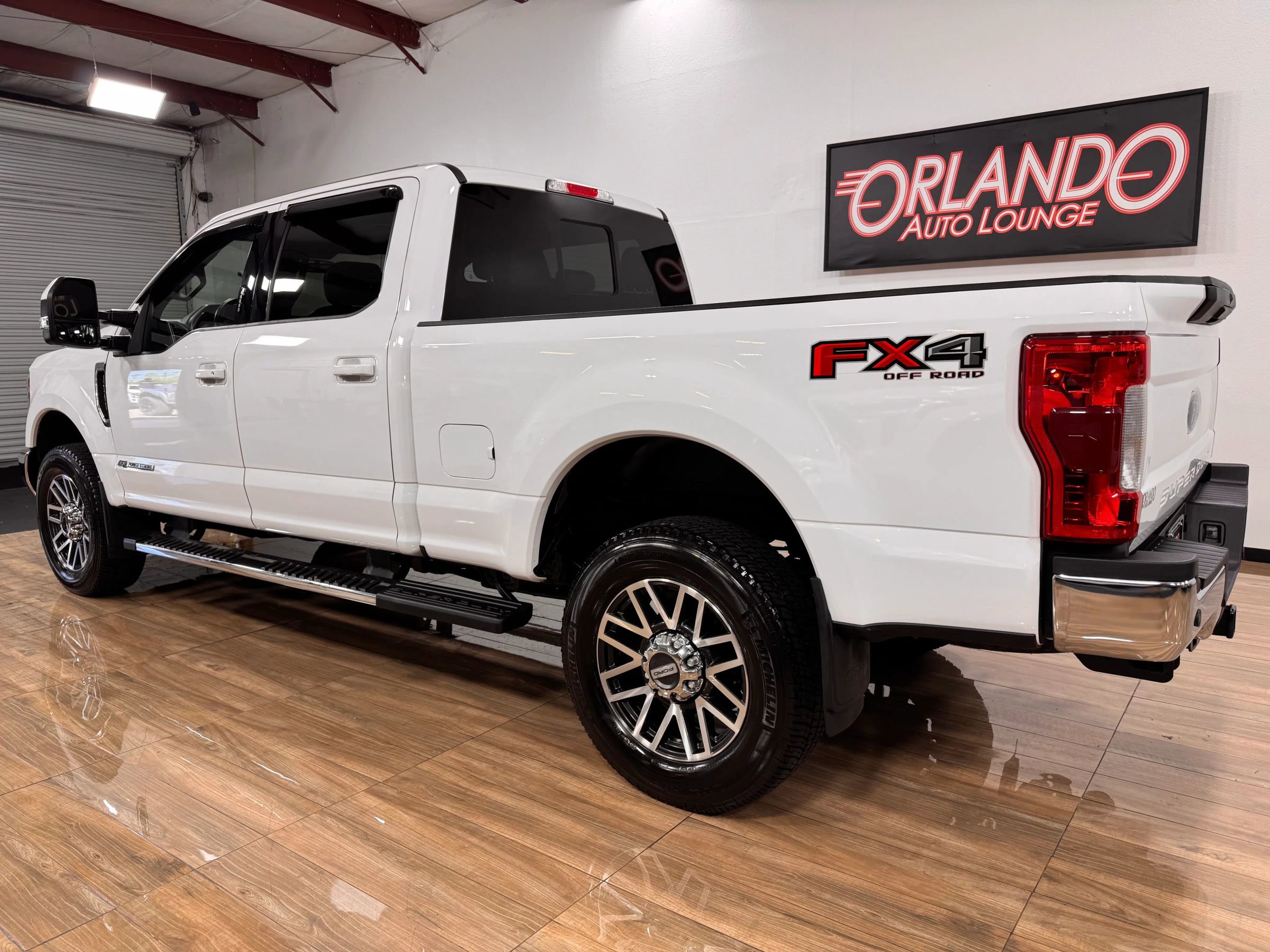 Used 2019 Ford F250 Lariat w/ Lariat Value Package AWD/4WD image 10