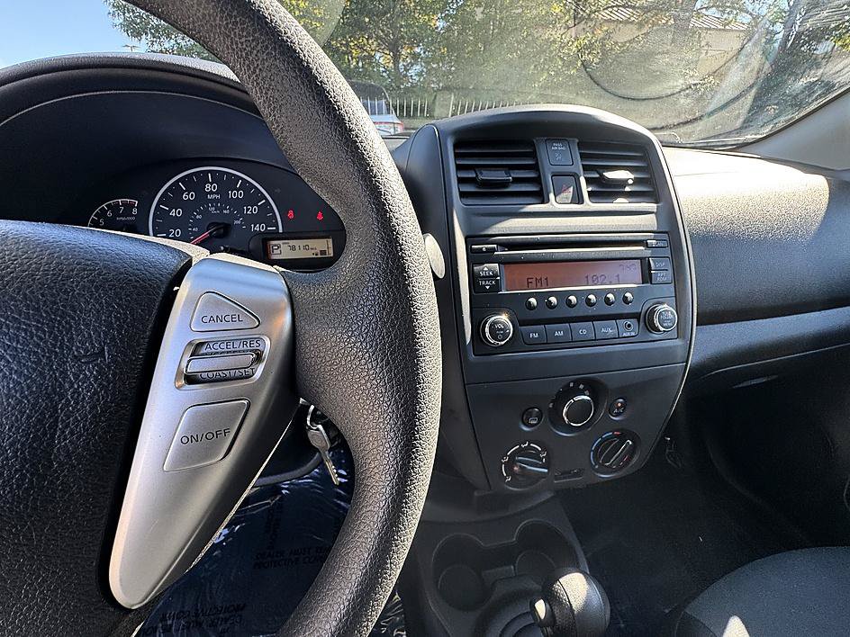 Used 2018 Nissan Versa S Plus FWD image 15