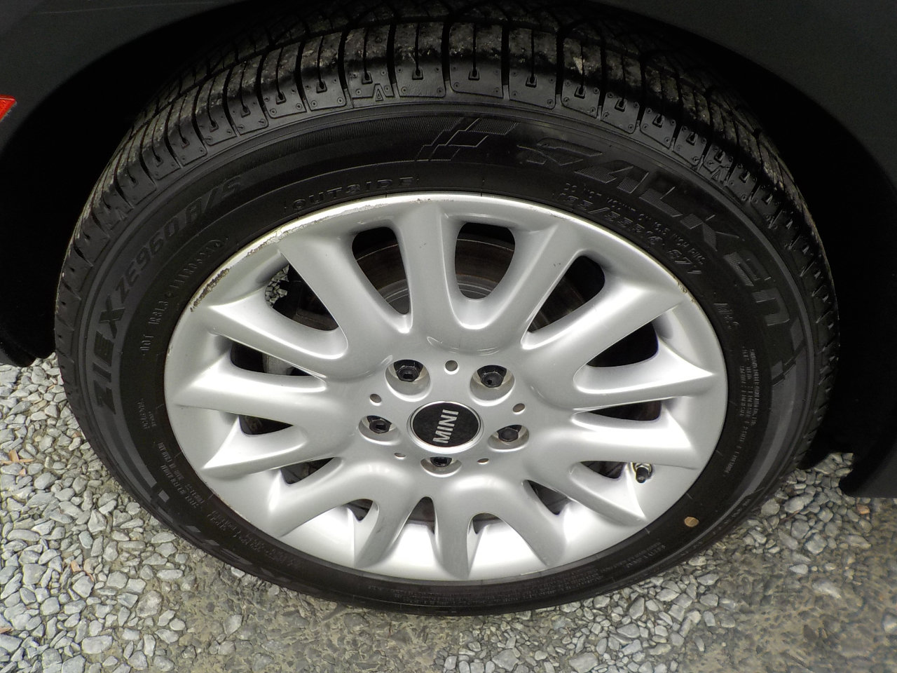 Used 2015 MINI Cooper S image 32