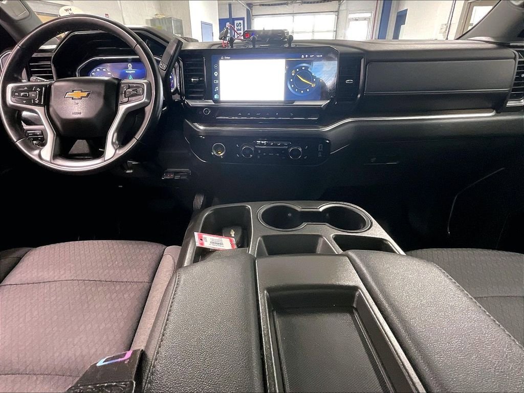 Used 2023 Chevrolet Silverado 1500 LT AWD/4WD image 21